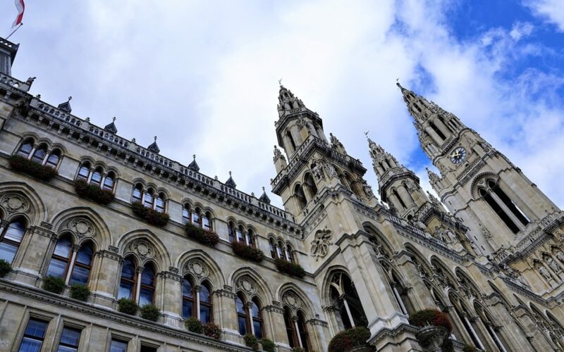 Avusturya Milli Bayramı’nda Viyana’da ücretsiz neler var? Heldenplatz, müzeler, Parlamento