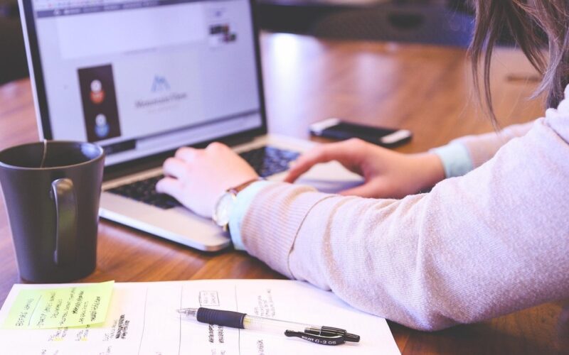 Avusturya’da internetten sahte iş ilanı: Zillertal’de bir erkek 10.000 euroya yakın parasını kaybetti